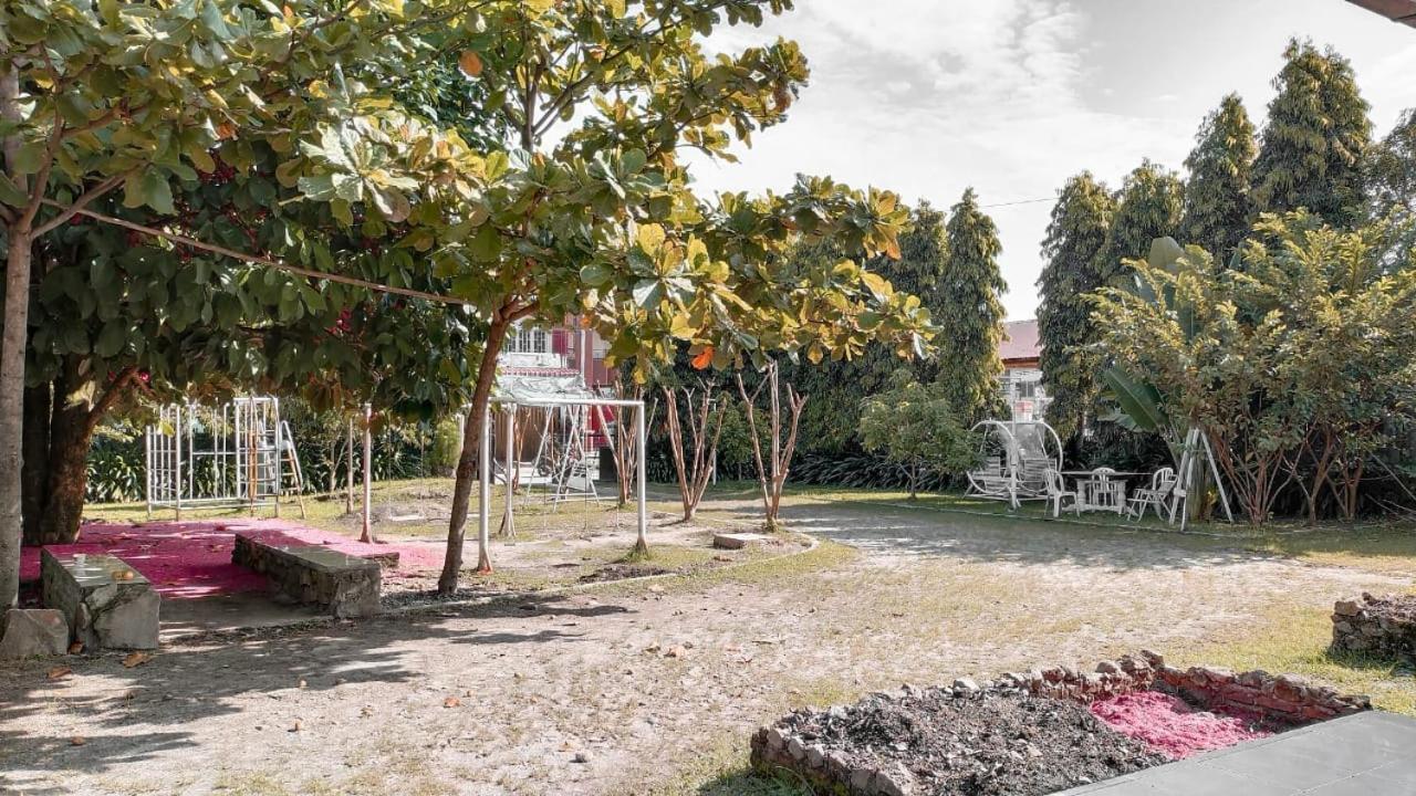 Brussels Homestay バリゲ エクステリア 写真